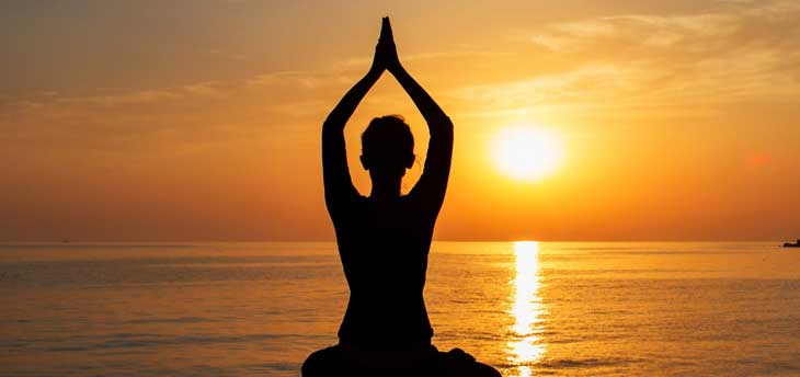 4 Best Retreats in India for Yoga and Meditation Tour