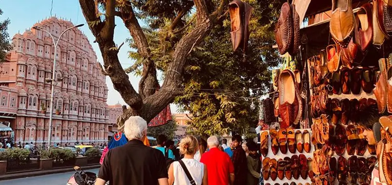 Best Markets to Visit in Delhi, Agra & Jaipur During Your Golden Triangle Tour