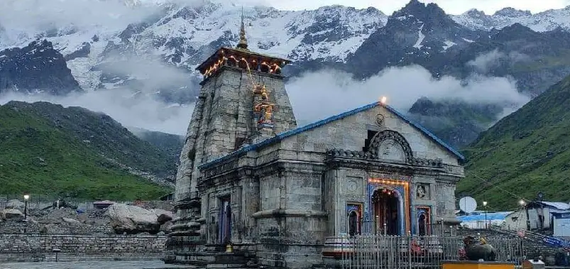 20 Best Places to Visit in Uttarakhand: Hill Stations, Sacred Temples and Wildlife Experiences