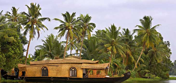 Book luxury south india tour with travel partner