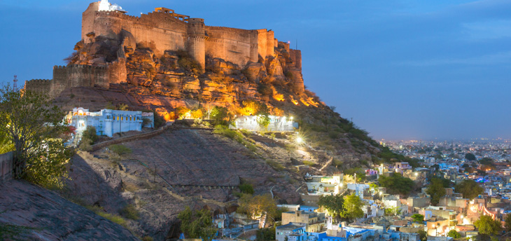 Enjoy Sumptuous Holiday Tour with Holi Tour Package