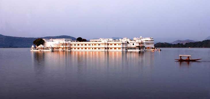 Experience the royal bliss of Udaipur while enjoying these popular things to do!