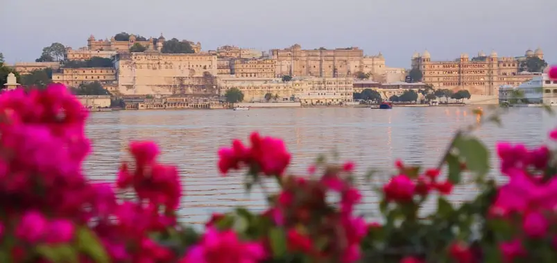 North India Tour by Private Car & Driver – Complete Luxury Travel Guide