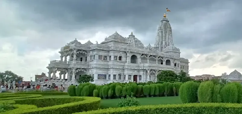 Prem Mandir Vrindavan: Timings, Light Show, History & Visitor Guide