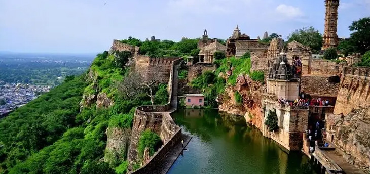 Best Places to Visit in Rajasthan, Top Attractions in Rajasthan