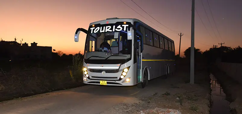 Tempo Traveller vs Luxury Coach vs Volvo Bus – Which is Right for Your India Tour