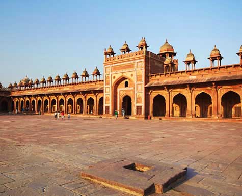 Fatehpur Sikri Tour and Travel guide