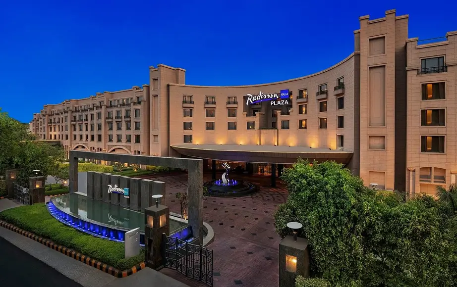 Radisson Blu Plaza Hotel