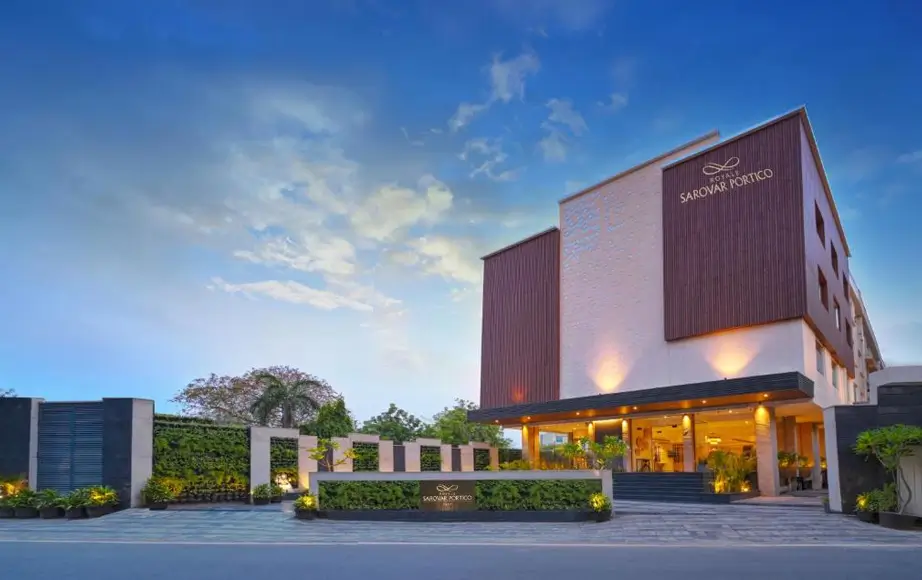Royale Sarovar Portico
