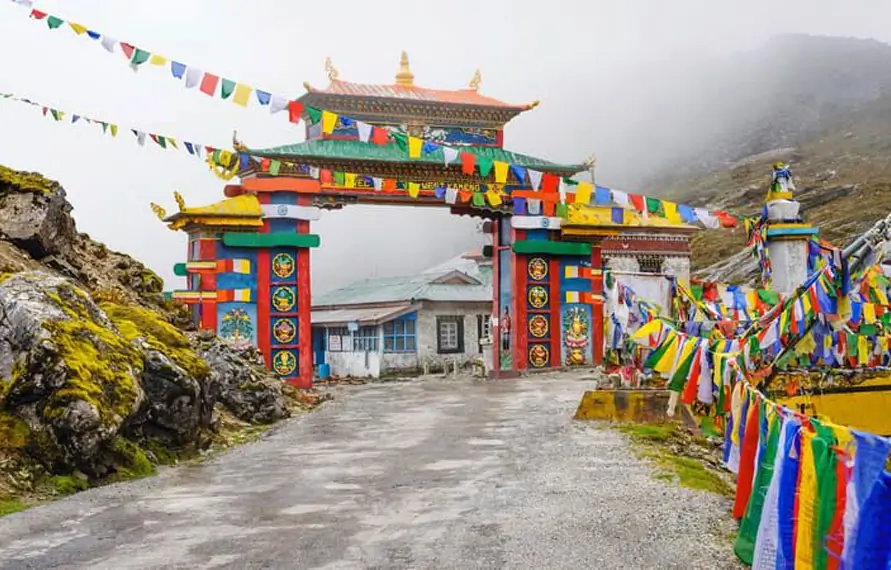 Arunachal Pradesh Monastery and Himalayan Tour