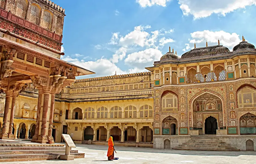Lesbian Couple Romantic Rajasthan Heritage Tour | LGBTQ+ India Private Romance Tour