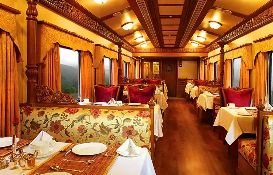 golden chariot dining car interior