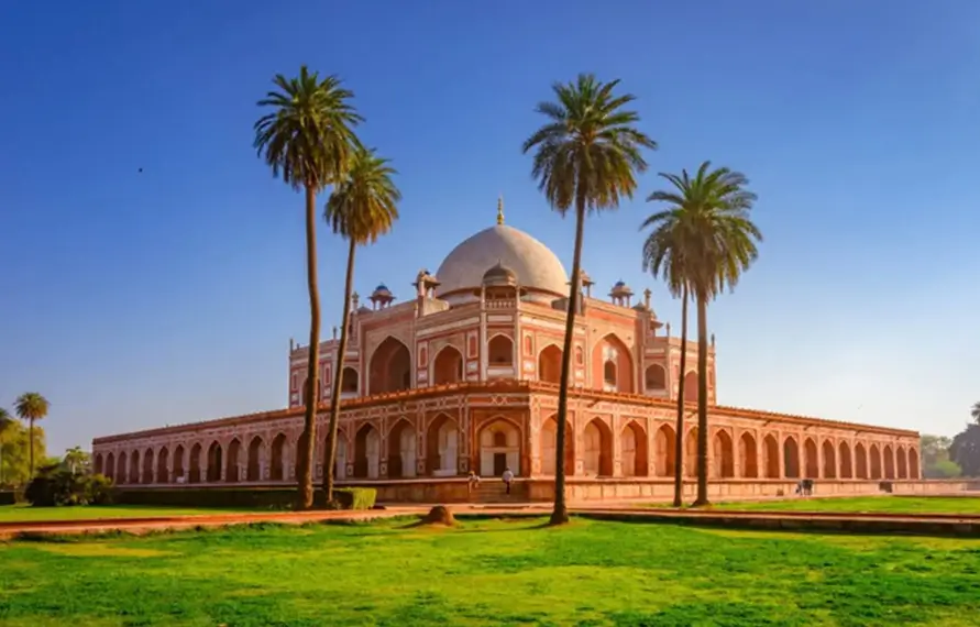 Golden Triangle Tour By Train