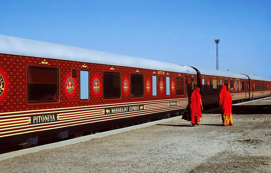 maharajas express train pitoniya view