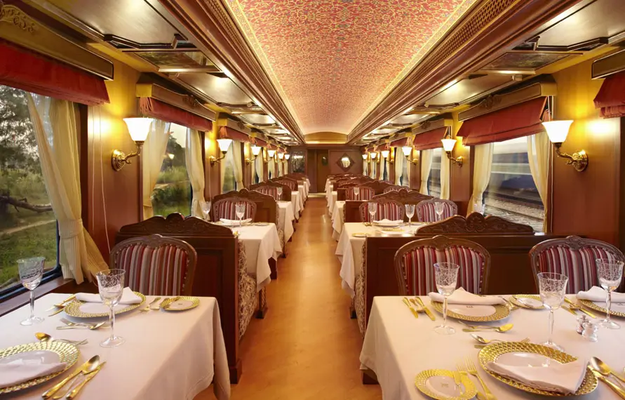 Golden Triangle Tour with Palace on Wheels