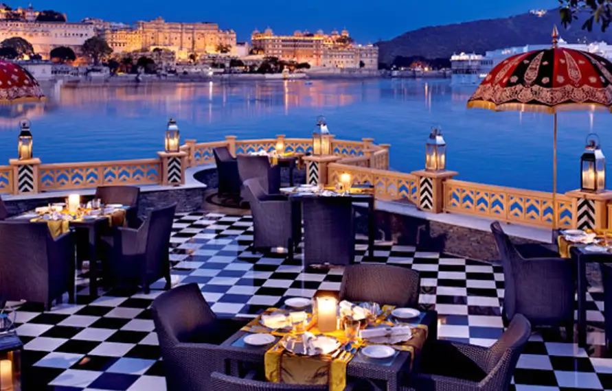 Luxury Rajasthan Tour with Oberoi, Taj & Leela Hotels