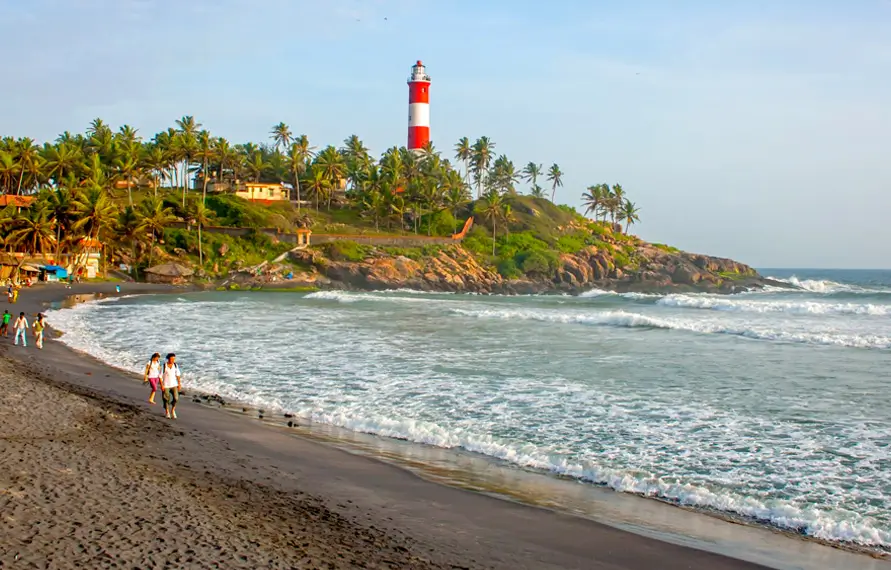Luxury Kerala Backwaters and Beaches Tour