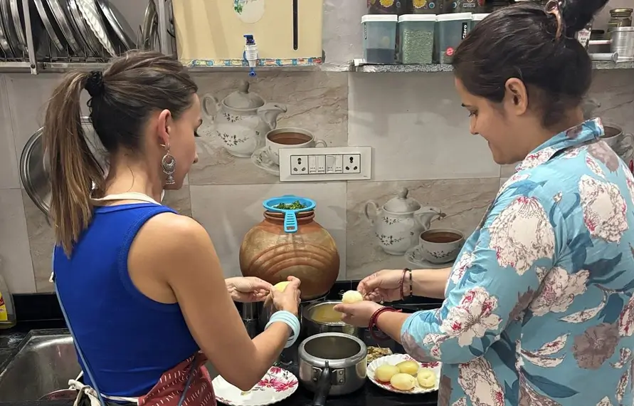 Golden Triangle Tour with Agra Cooking Class