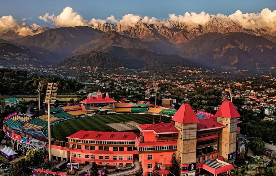 Golden Temple & Himalayas
