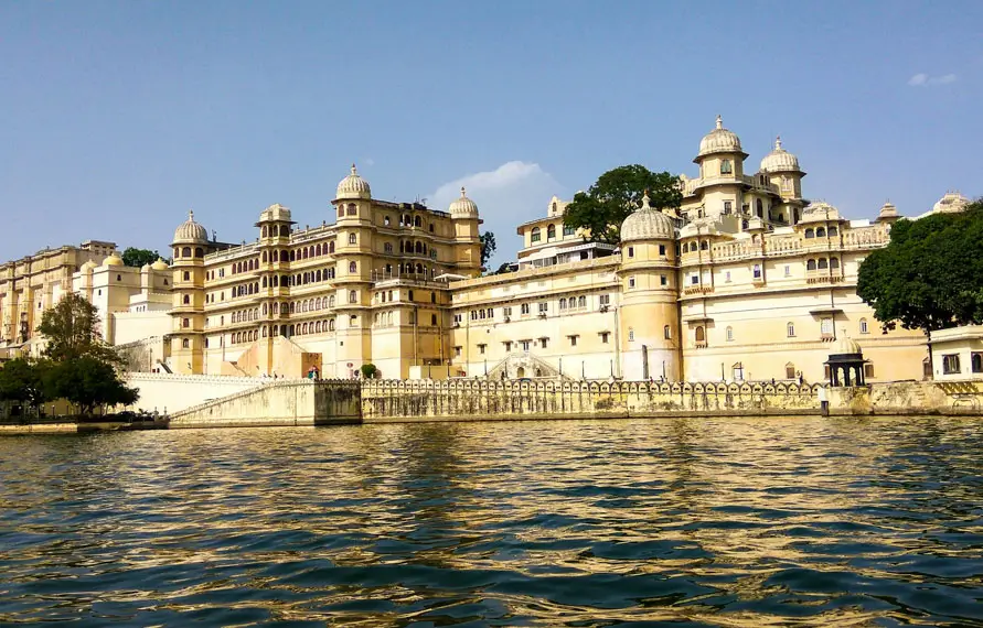 Glory of Rajasthan Tour | 9 Days Royal Forts, Lakes & Desert