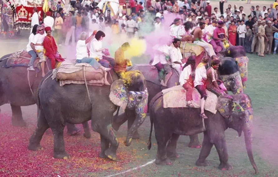 7 Nights 8 Days Delhi Agra Jaipur Holi Tour with Ranthambore