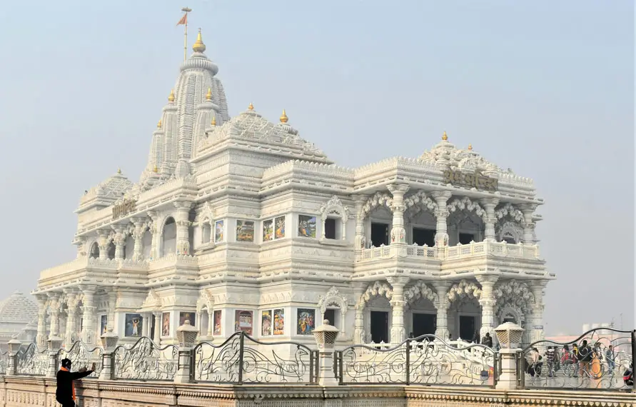 India Spiritual Tour With Taj Mahal