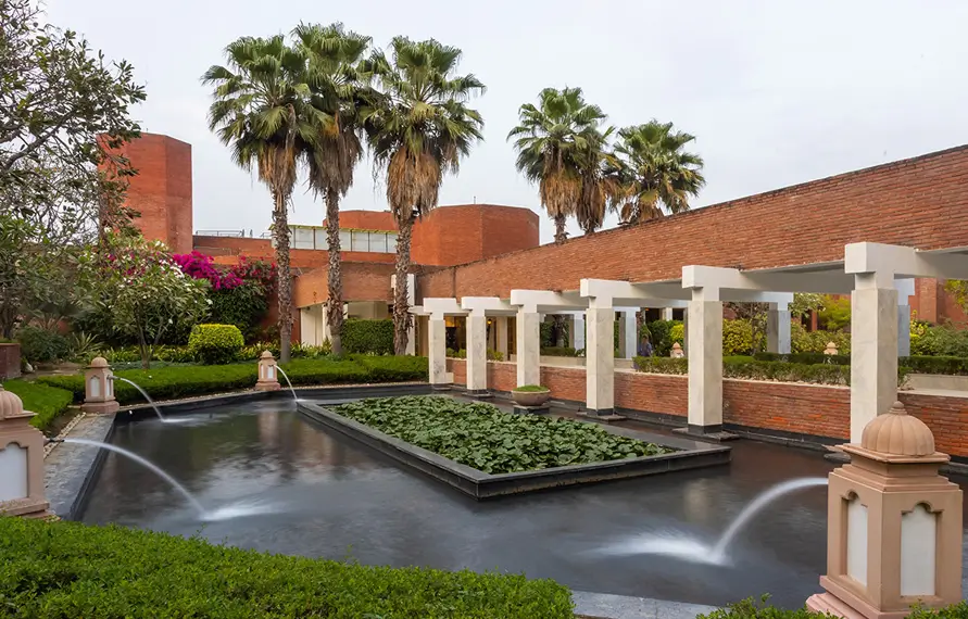 Rajasthan Luxury Tour with Oberoi Udaivilas & Rambagh Palace