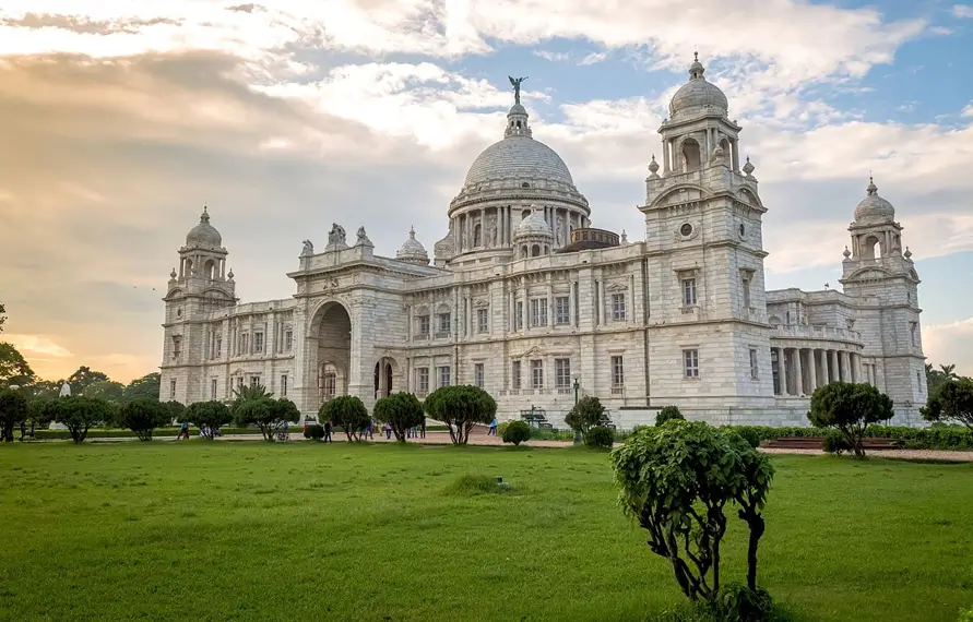 LGBTQ+ Kolkata Rainbow Pride & Culture City Tour | Gay & Lesbian Kolkata Darjeeling Tour