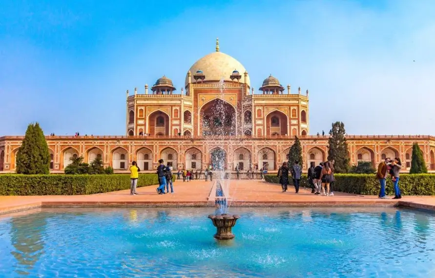 Luxury Kaleidoscope: Immersive Experiences in India's Treasures