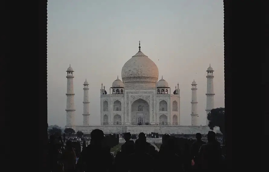 Same Day Taj Mahal Tour from Delhi by Car