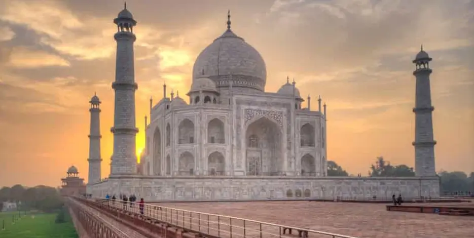 Rajasthan Tour with Oberoi Hotels