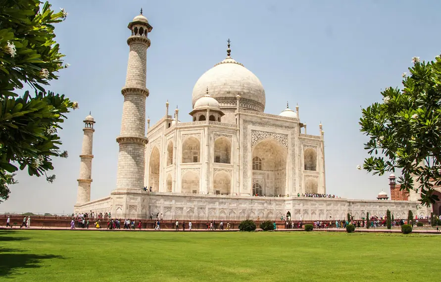Same Day Agra Tour with Fatehpur Sikri from Delhi
