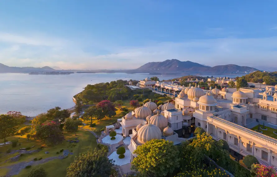 Luxury Udaipur Tour Packages with 5 Star Hotels India