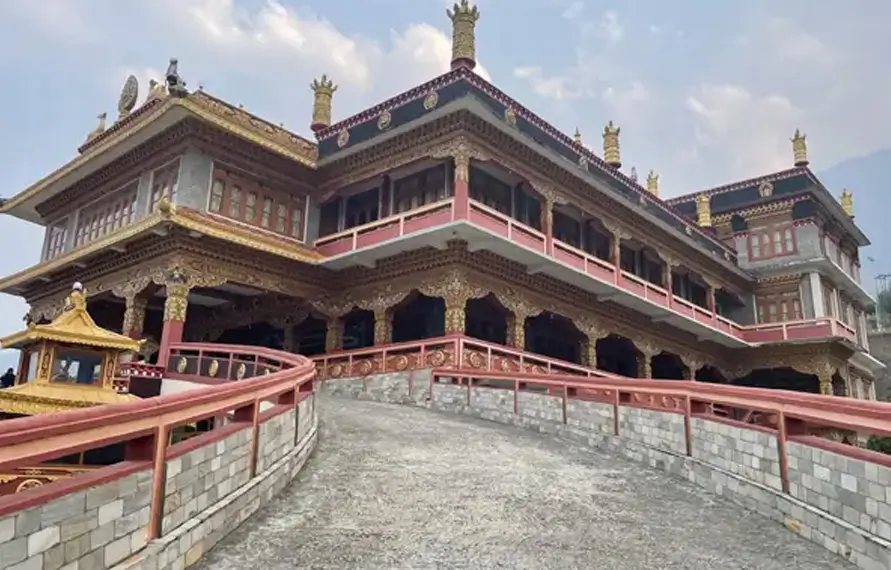 Arunachal Pradesh Monastery and Himalayan Tour