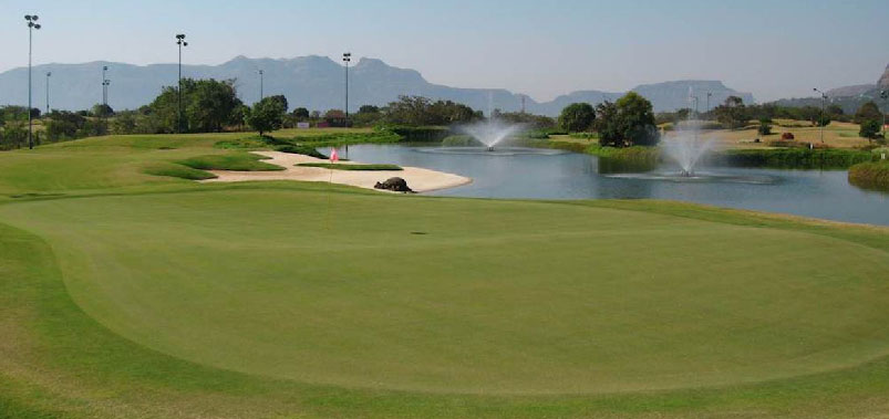 Agra Golf Club