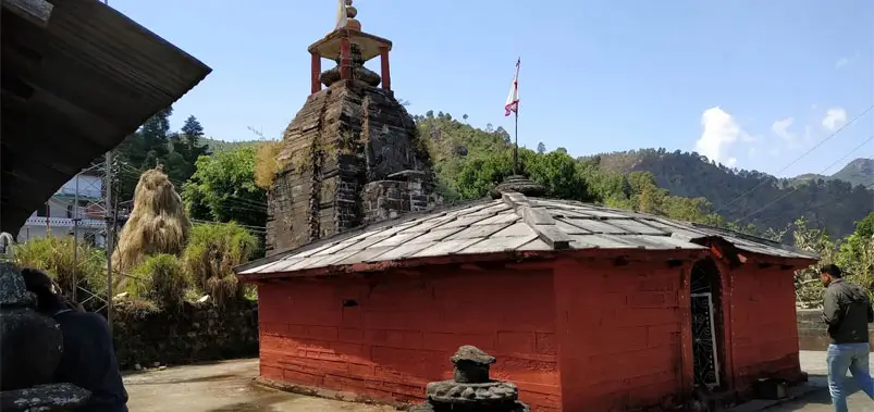 Patal Bhuvaneshwar Cave Temple