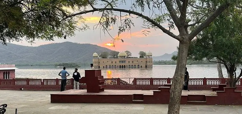 Jal Mahal Serene